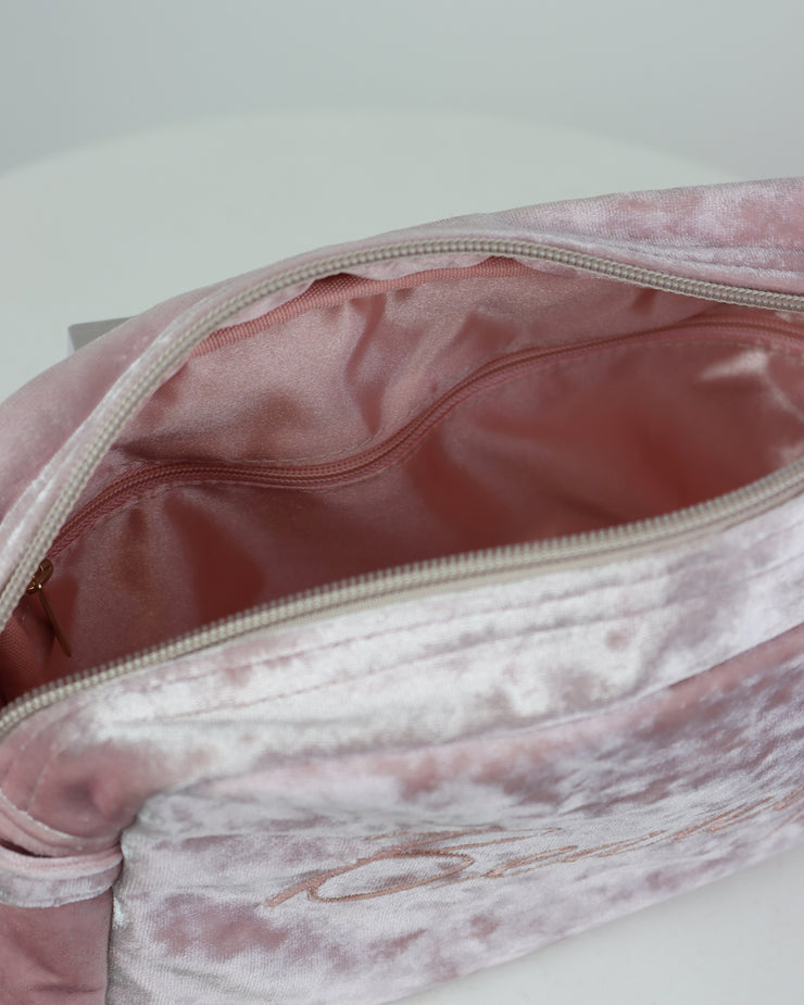 227 | BLAIZ | Baby Pink Velvet Beauty Cosmetics Wash Travel Bag