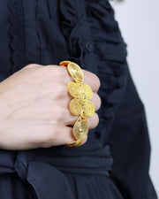 BLAIZ Ana Carolina Valencia Gold Arabian Rhapsody Knuckle Bracelet